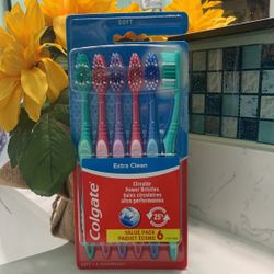 COLGATE TOOTHBRUSHES 