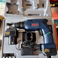 Ryobi Cordless Drill / Driver Set