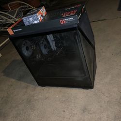 High End/Entry Level Gaming Computer. With Complimentary Keyboard And Mouse. 