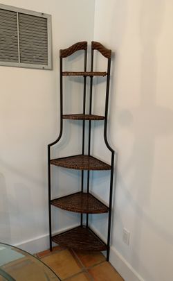 CORNER STAND