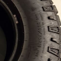 Tire  265/70 R16 Good Year Wrangler