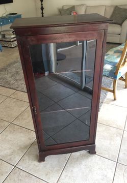 Antique cabinet with 4 shelves,