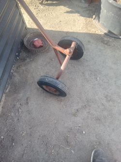 Trailer Dolly Needs to  Weld new ball on it