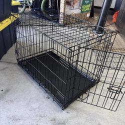 Animal Crate- Medium