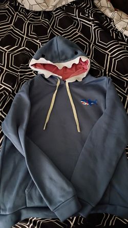 🦈 Medium-Sized Shark Hoodie 🌊