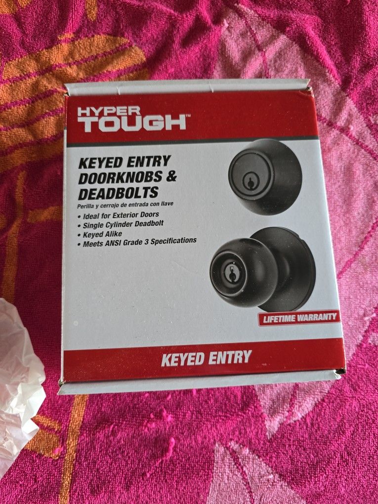 DOORK NOB WITH 6 KEYS