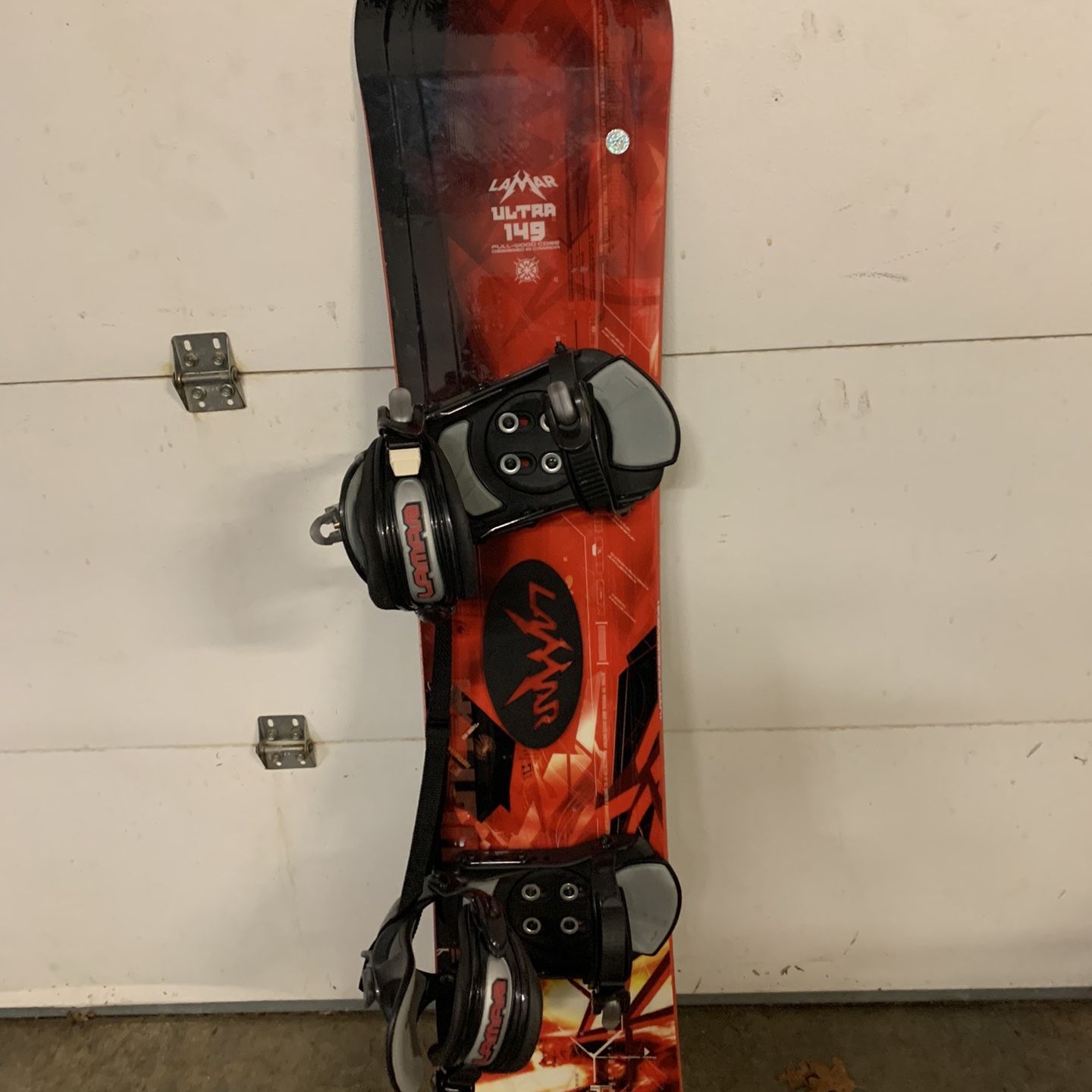 LAMAR スノーボード 赤黒 Snowboard Lamar Ultra 149 for Sale in Mooresville, NC - OfferUp