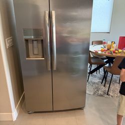 Frigidaire Refrigerator