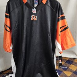 Men's Blank Pro Line Cincinnati Bengals Jersey Size 2XL and 3XL 