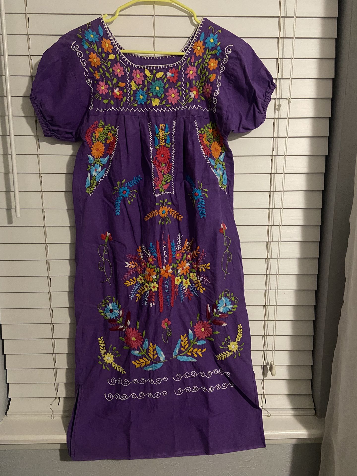 Vintage Mexican Embroidered Purple Cotton Dress, Boho Folk Size Small
