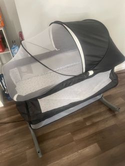 Rocker bassinet