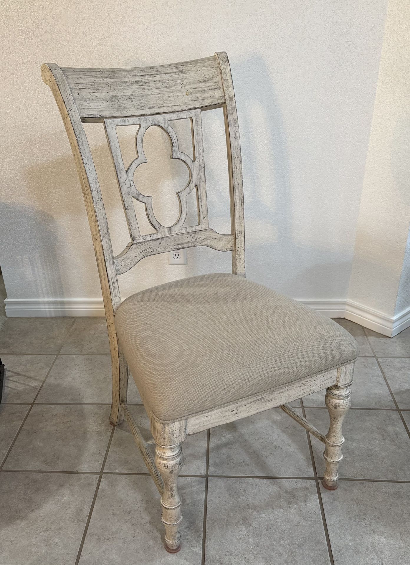 4 Dining Chairs,