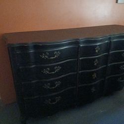 French Provincial 9 Drawer Dresser