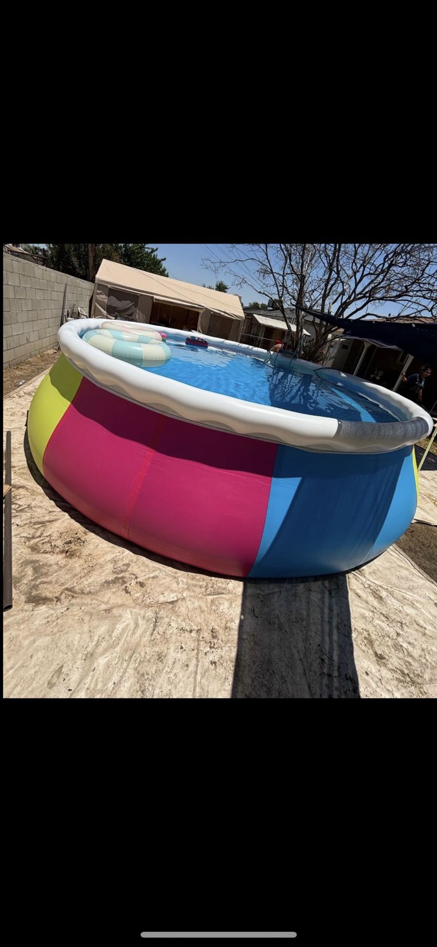 Last 18 x 48” swimming pool with pump and ladder included free delivery Bakersfield area