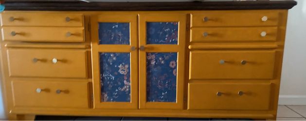 Dresser/drawer