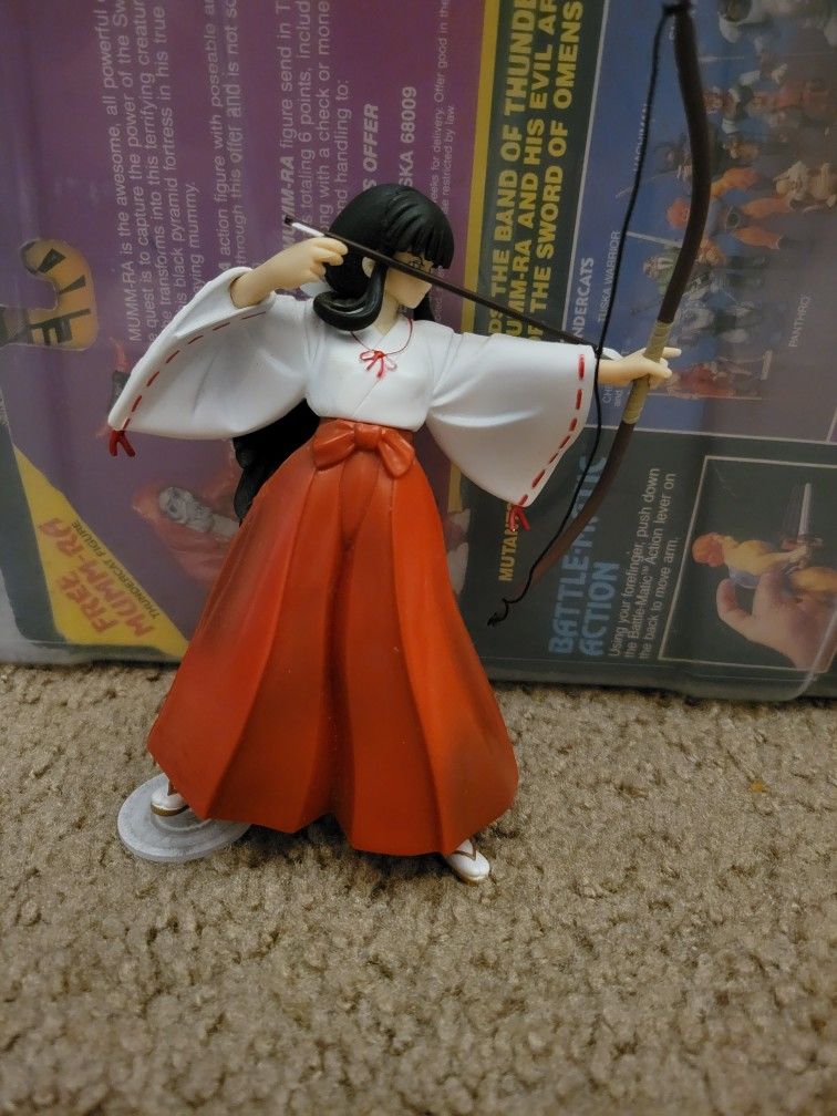 Toynami InuYasha Anime Figure: KIKYO