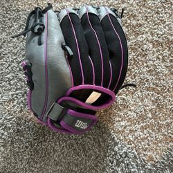 Softball Glove 