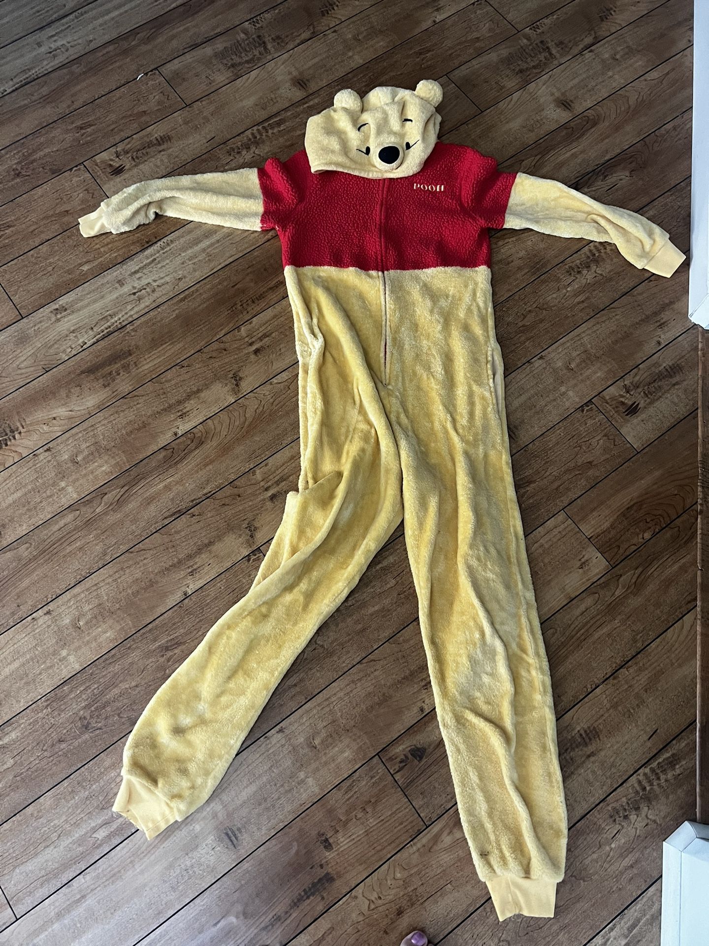 Pooh Bear costume/PJs