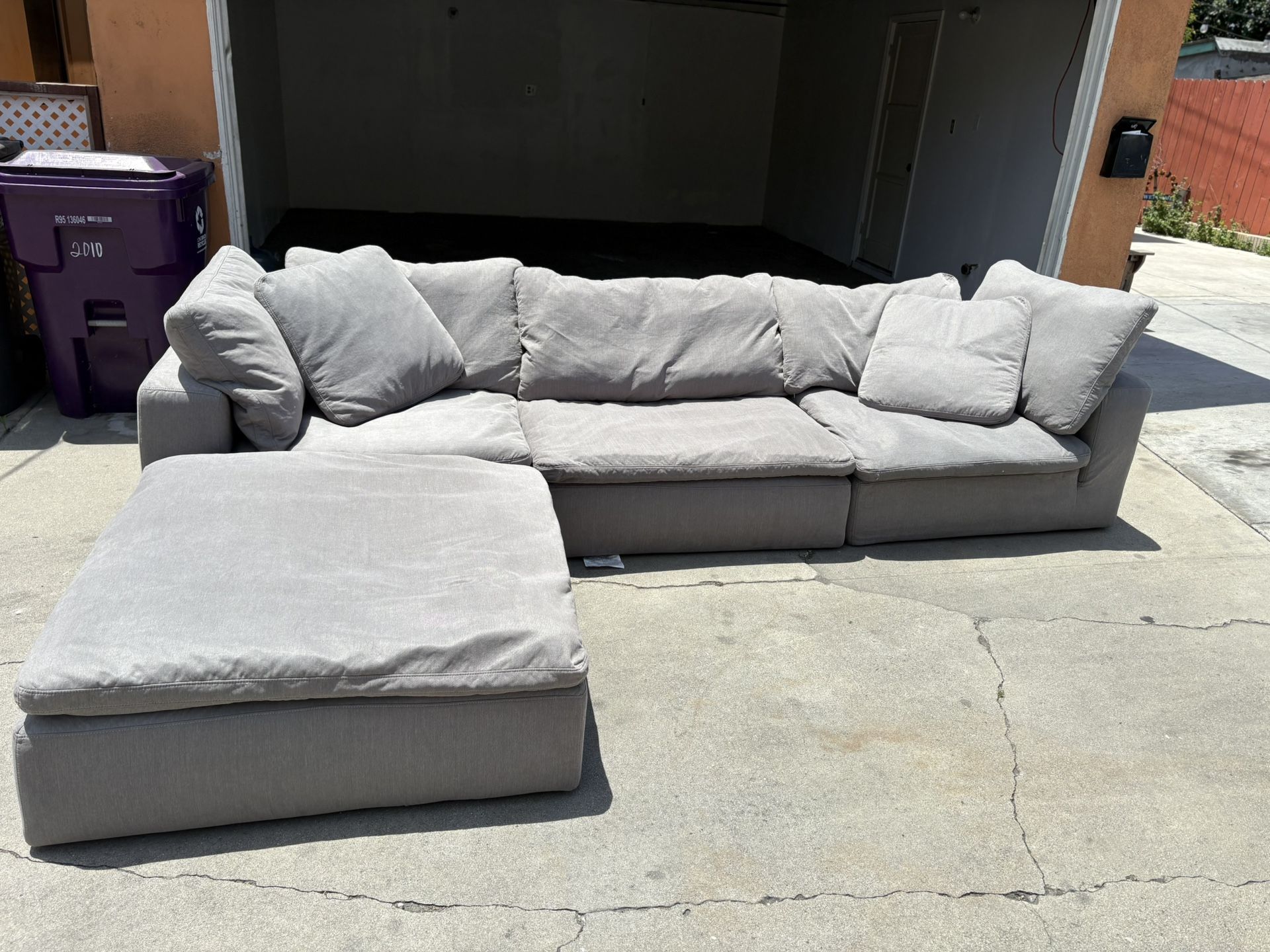 Gray Sectional Modular Dream Cloud Couch - Delivery Available 🚚