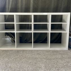 8 cubby glossy white Ikea Kallax