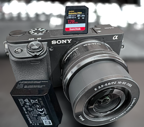 Sony a6400 Mirrorless Camera + 16–50mm Lens, Original Battery, 128GB 300/300MB SanDisk