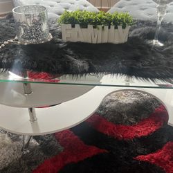 Mesa De Sala Y Una Barra 