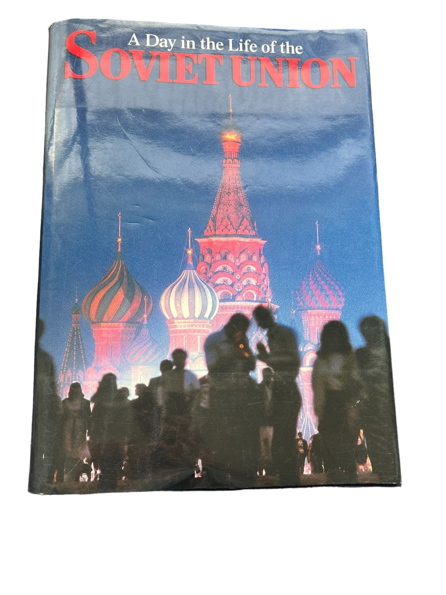 Day in the Life of the Soviet Union by Rick Smolan (1987, Hardcover)  Experience a day in the life of the Soviet Union with this captivating hardcover