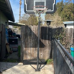 Free Basketball Court