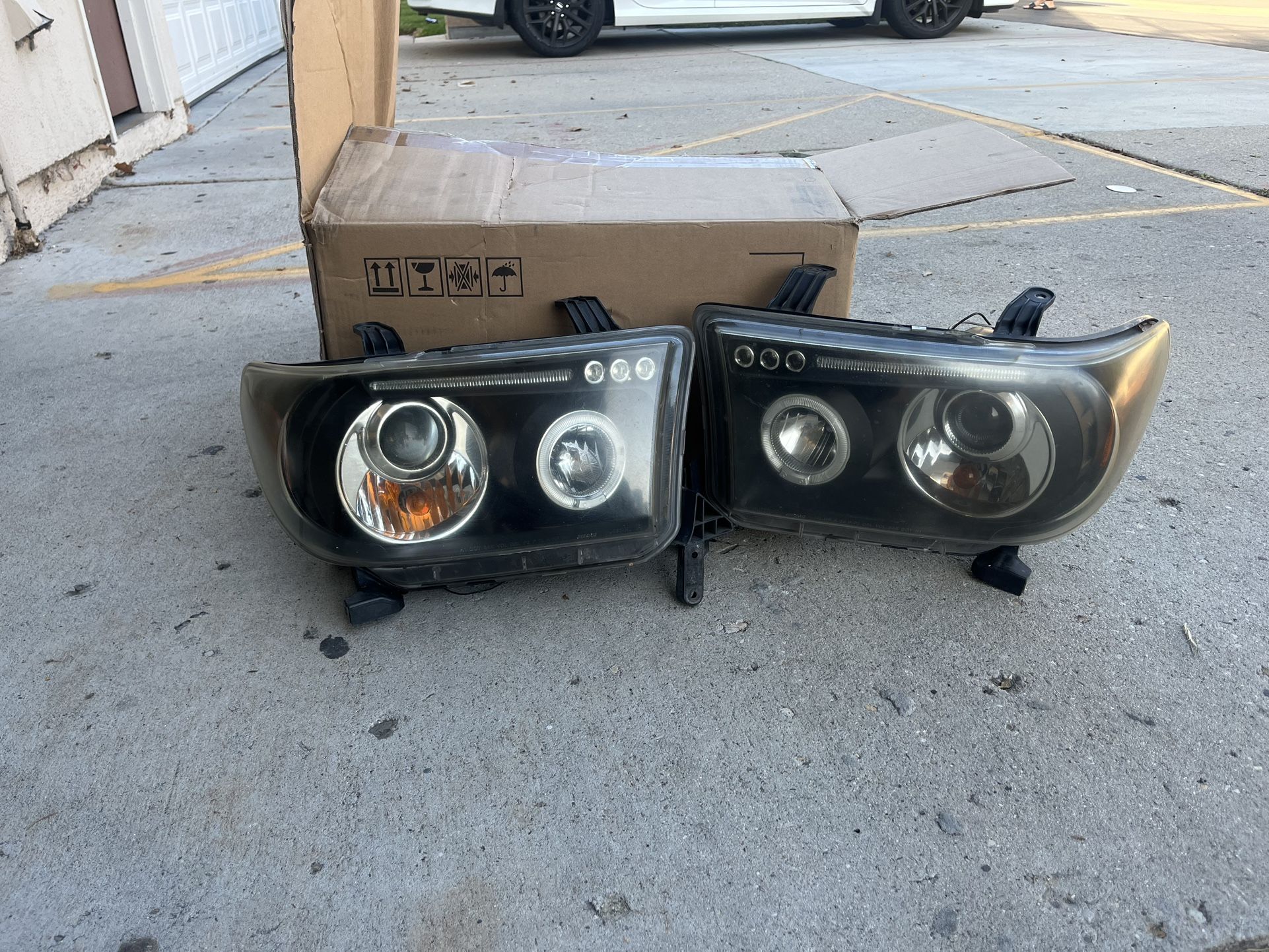 Luzes Del Frente Toyota Tundra 2006