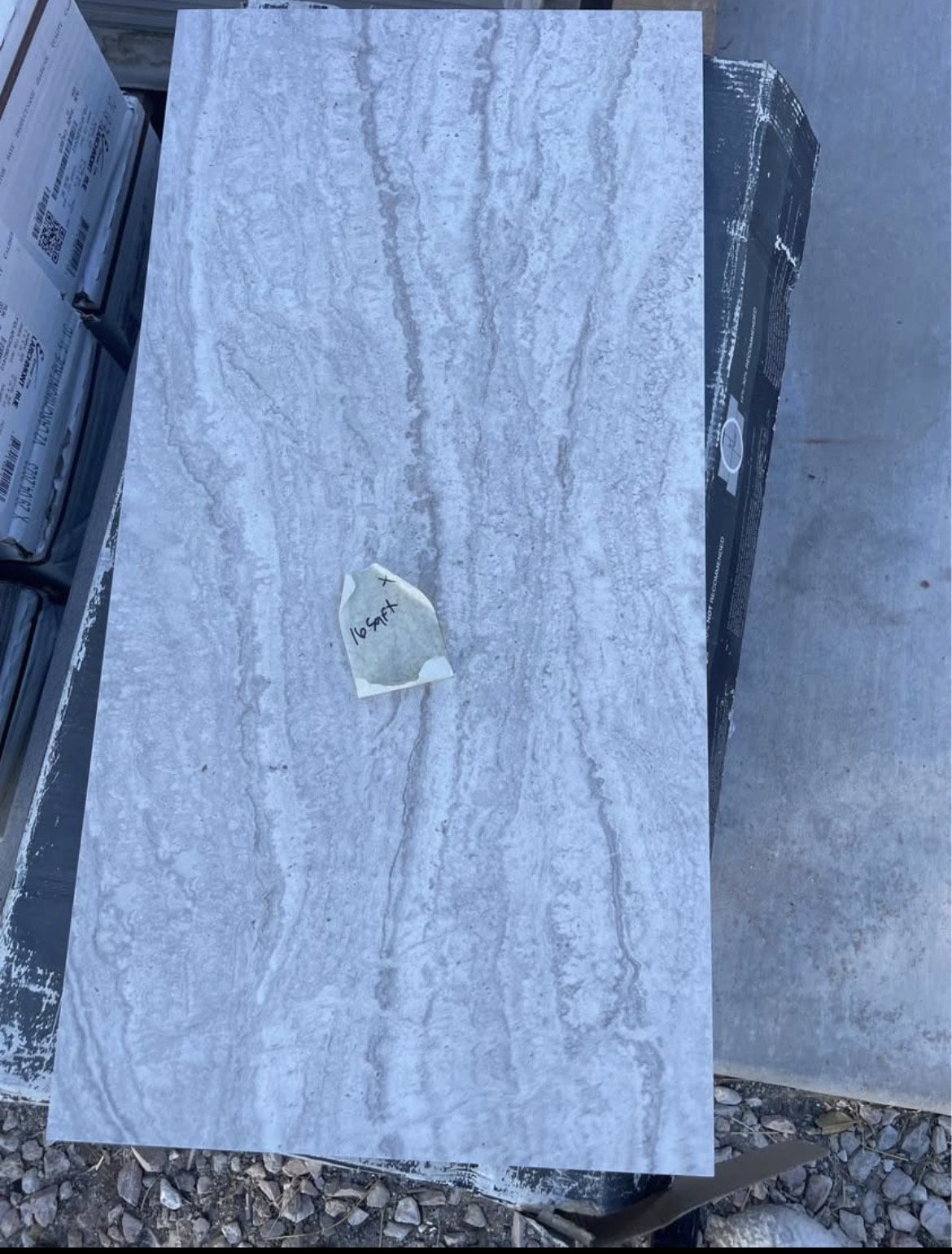 *Tile/12x24/16sqft/ 8 pieces