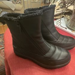 Women's Black, Size 7.5 Winter/Spring Boots- new,  Still In Box