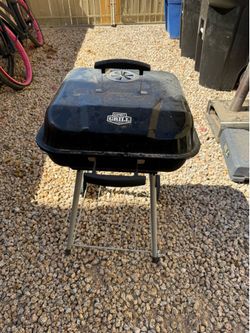 Expert Grill Portable Charcoal Grill w/ Wheels & Adjustable Vent