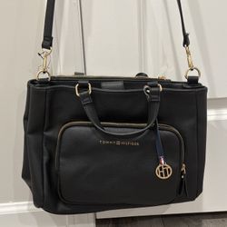 Tommy Hilfiger Black Pebbled Satchel / Purse With Adjustable Strap - Excellent