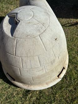 Dog igloo