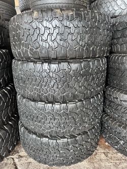 Bfgoodrich All-terrain ko2 275/55R20LT