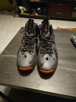 Nike LeBron 10 Lava $185 Size 10.5 Pickup Only