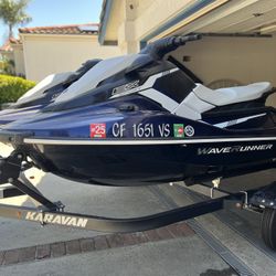  2 Yamaha EX  Waverunners 3 Seaters