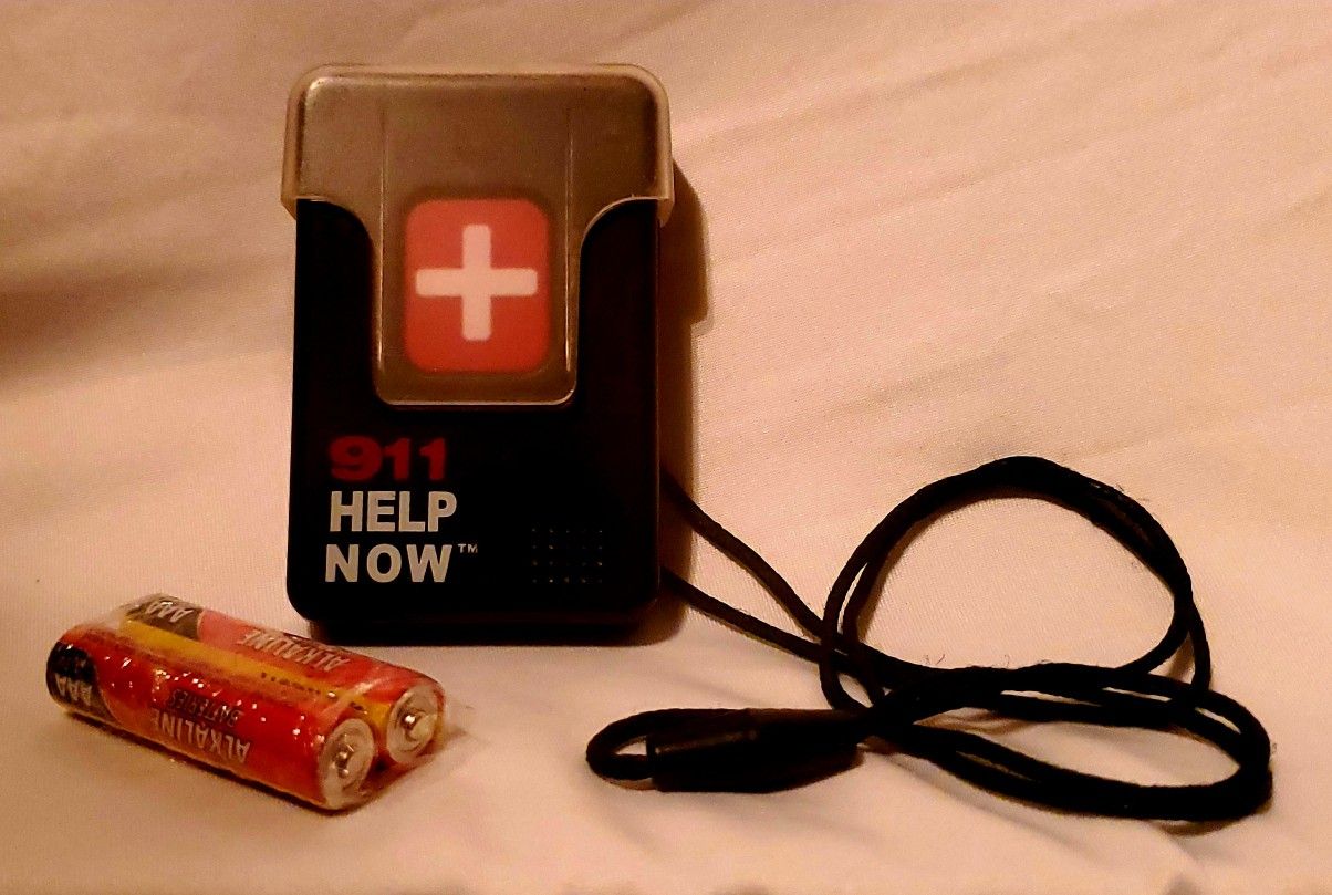 ** PRICE DROP! $20 ** 911 MEDICAL ALERT PENDANT *Completely Free To Use! No Monthly Charge