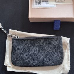 louis vuitton key pouch 