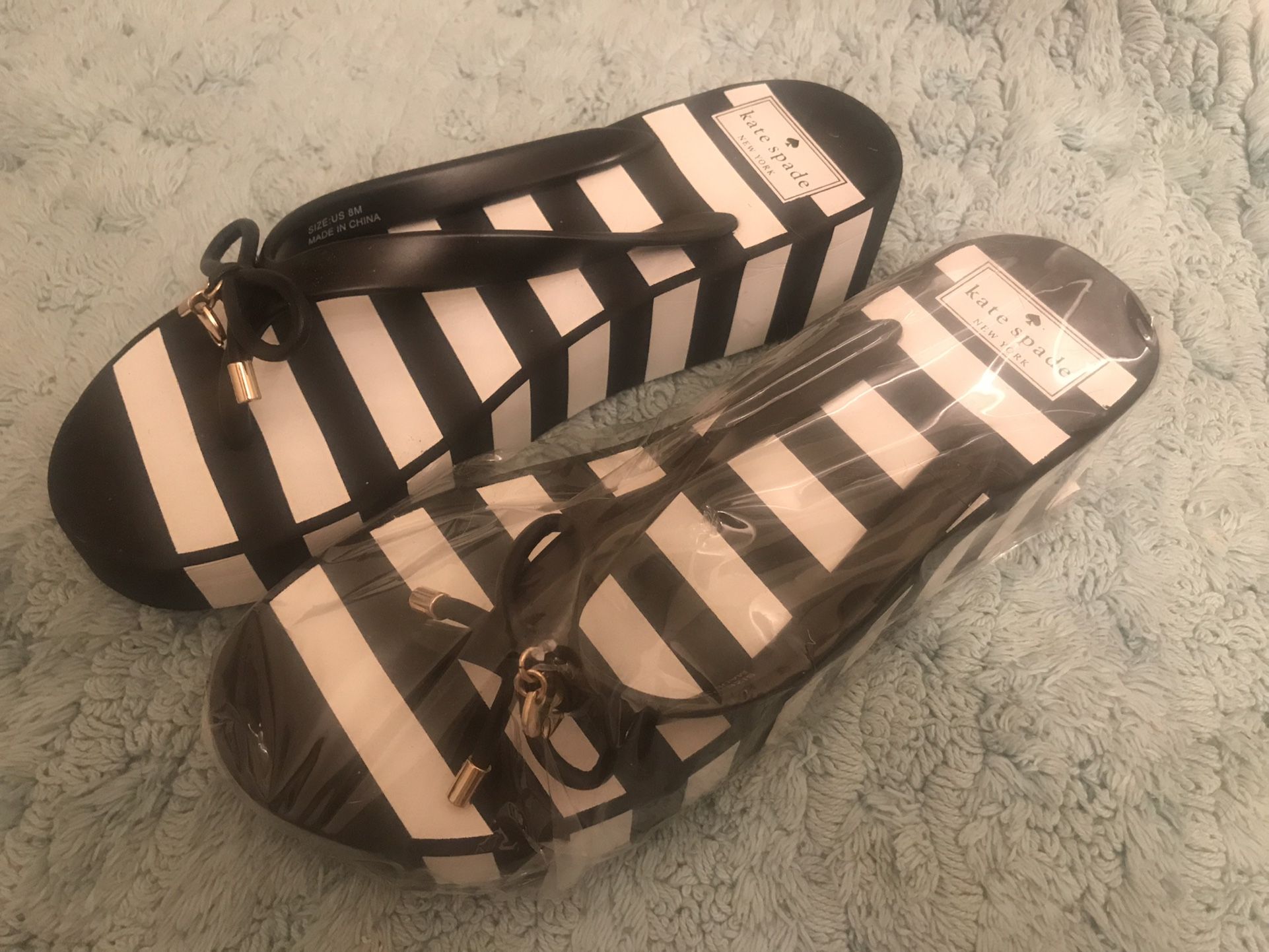 New Kate Spade ♠️ Flip Flops Size 8