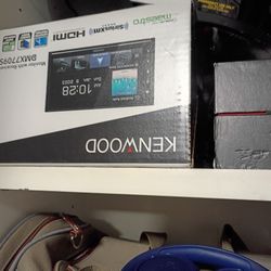 Car Stereo New Kenwood Dmx7709s