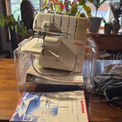 Vernon’s Overlocker/serger 