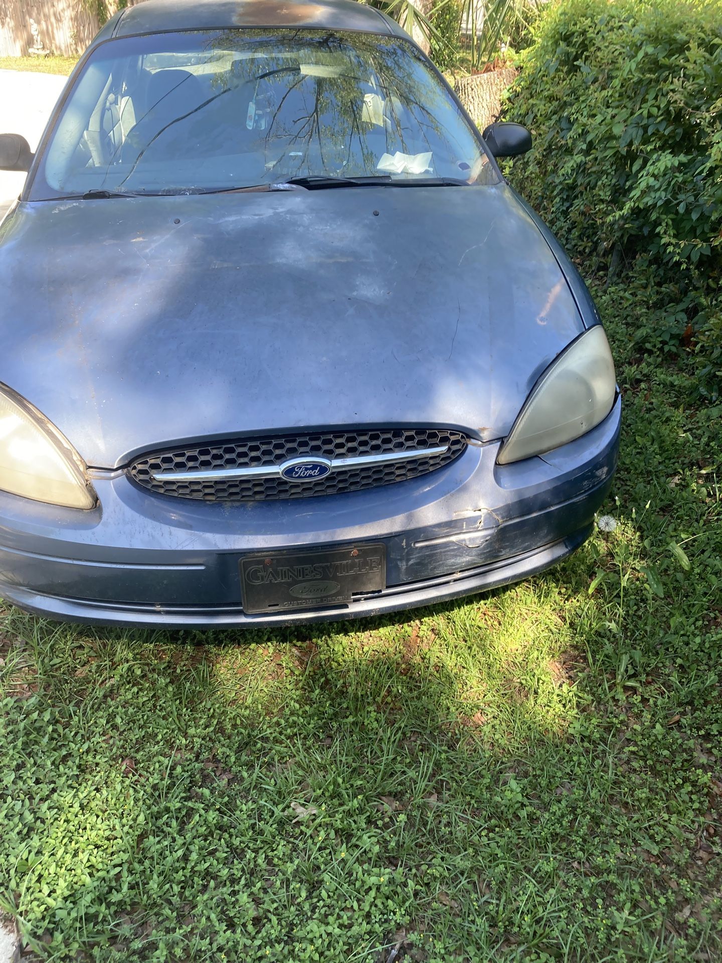 2000 Ford Taurus