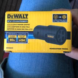 DeWalt EV Charger 