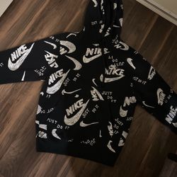 Black Nike Hoodie 