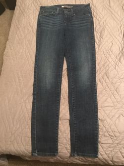 Preowned Women’s Levi’s Slight Curve Modern Rise Skinny Jeans - 0 / 25