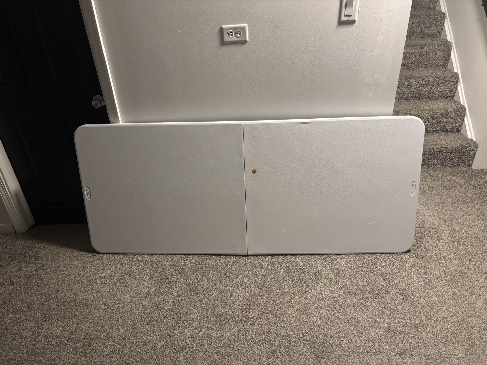 7 Foot Folding Table - Great Condition