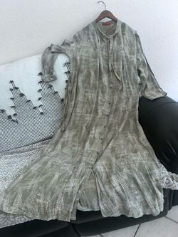 Long sleeve dress size XL