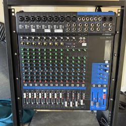 Yamaha Mixing Board With Rack Mount