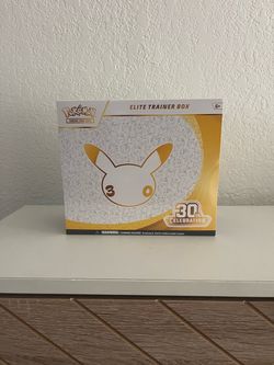 Pokemon 30th Anniversary Elite Trainer Box ETB